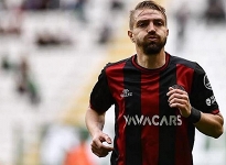 Son dakika! Caner Erkin Başakşehir'le anlaştı
