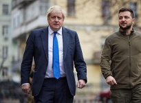 Johnson: Zelenskiy'i ağırlamaktan onur duyarım