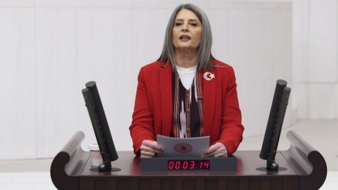 Sibel Suiçmez '24 saate 8 kadın katledildi'