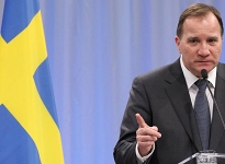 İsveç Başbakanı istifa etti
