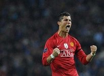 Cristiano Ronaldo Evine Dönüyor