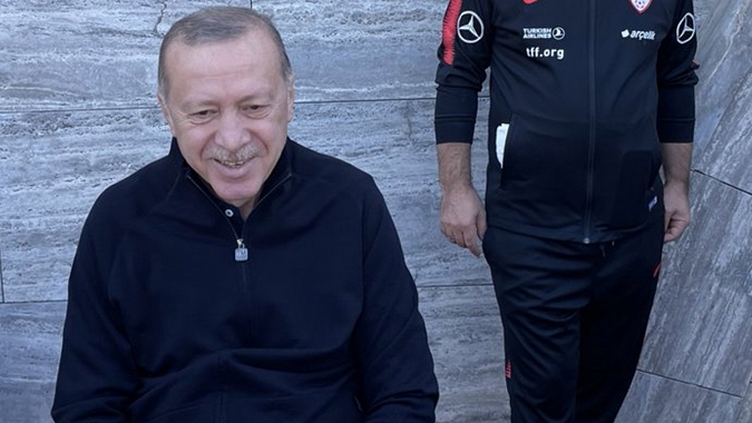 Cumhurbaşkanı Erdoğan'dan sabah sporu pozu
