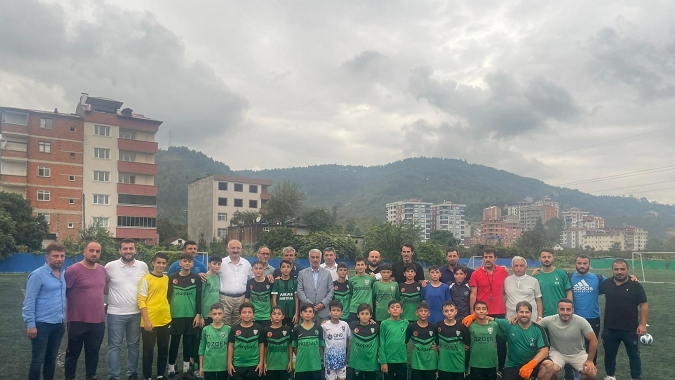 Vehbi Koç’tan Araklı’ya stadyum müjdesi! 
