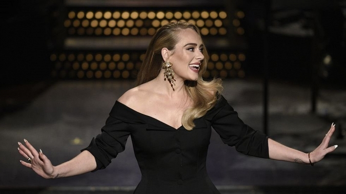 Adele'den yeni albümle yeni rekor kırdı