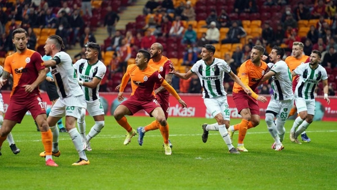 Galatasaray kupada Denizlispor'a elendi