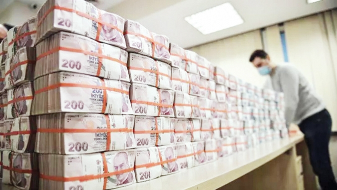Faizle mücadelede faiz yükü üçe katlandı