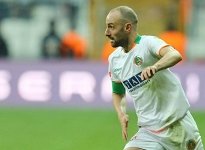 Efecan Karaca Trabzonspor'a Yakın